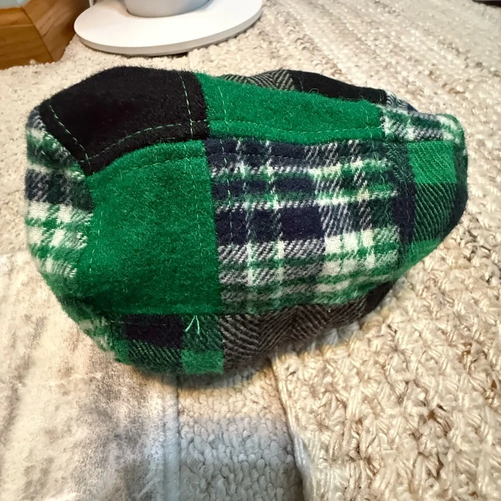 Green Plaid Men's Hat - Picture 1 of 5